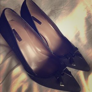Tahari heels